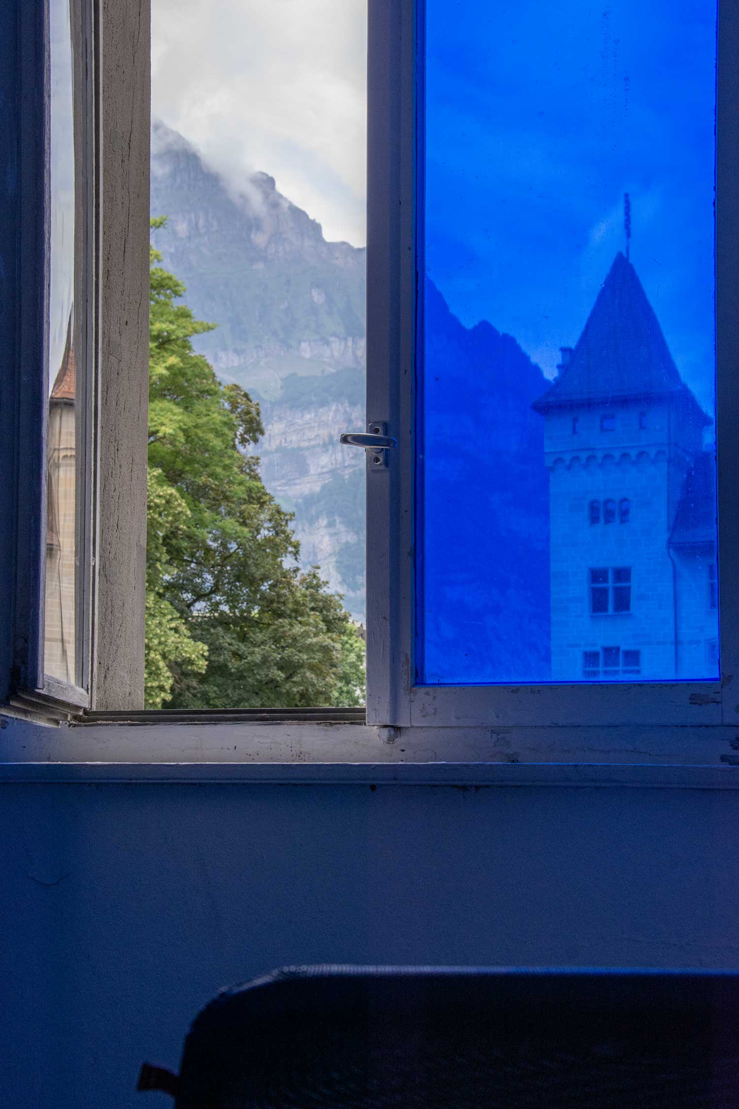 exhibition view at Gepackausgabe Glarus