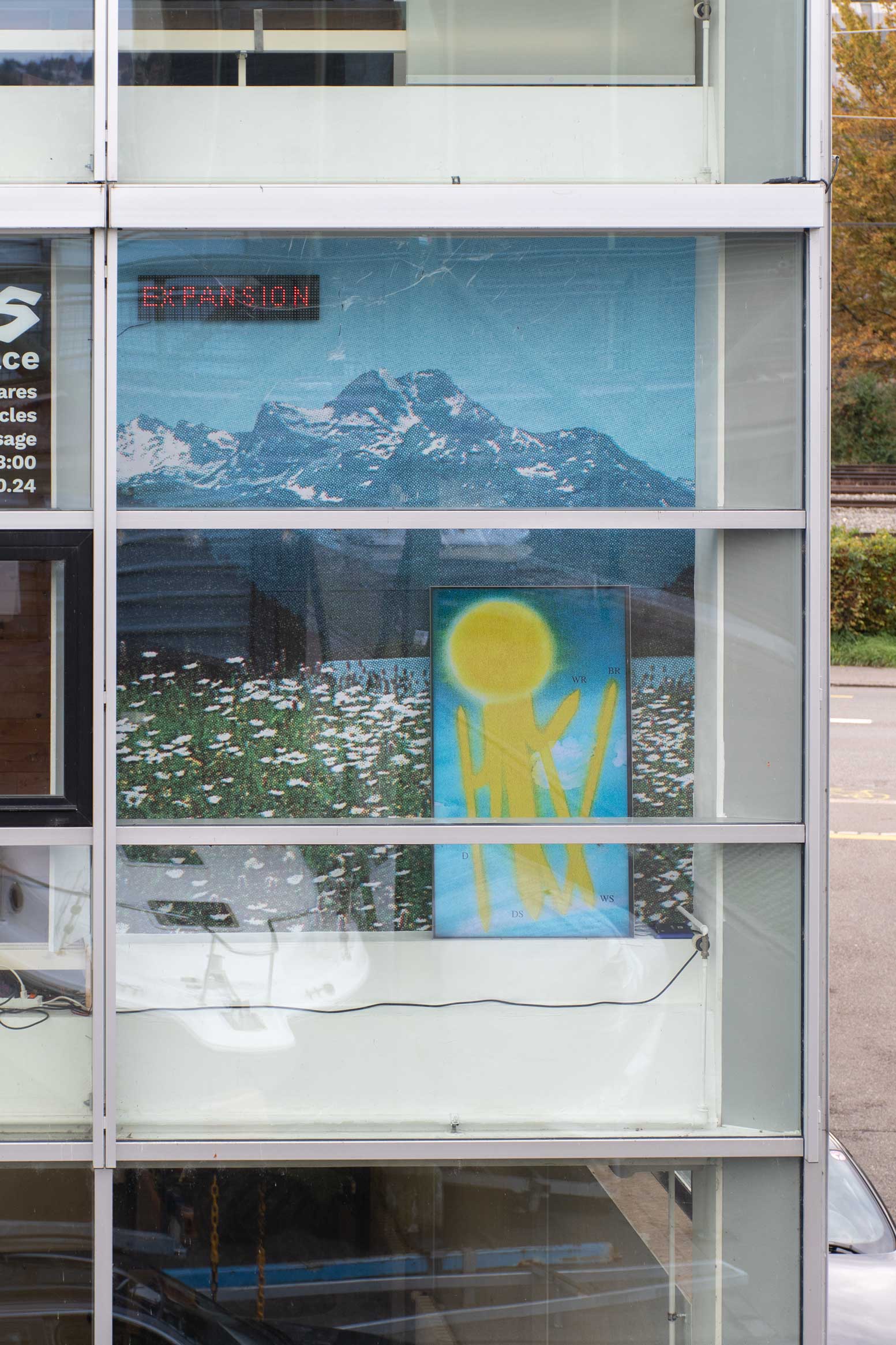 exhibition view at 345offspace