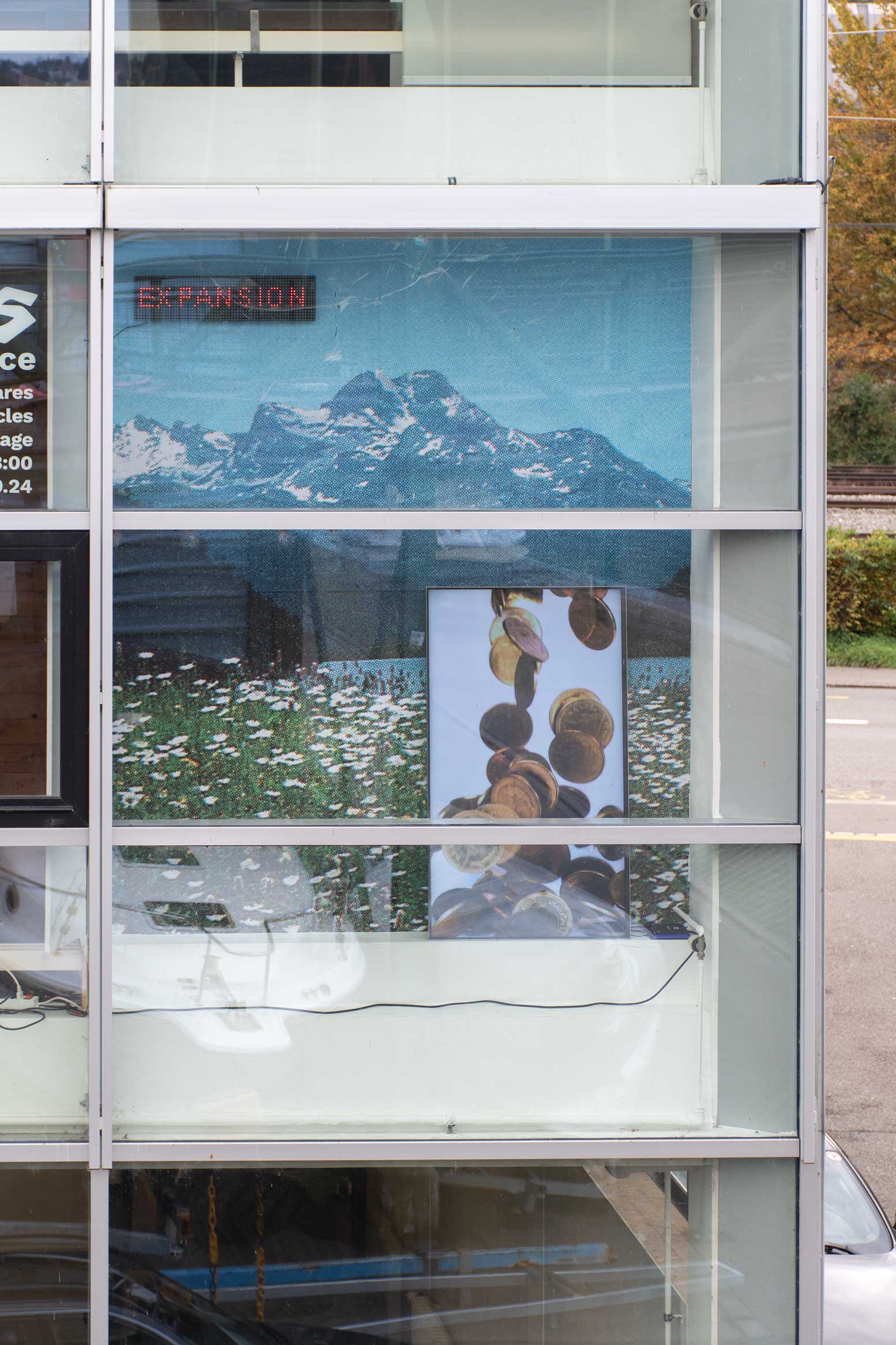 exhibition view at 345offspace